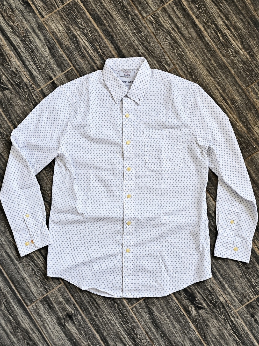 Saddlebred Men’s Medium Comfort Flex White Blue Geometric Print Button Shirt